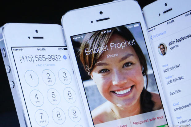 v-ios-7-obnaruzhena-oshibka-kotoraya-pozvolyaet-sovershat-vyzov-s-zablokirovannogo-smartfona